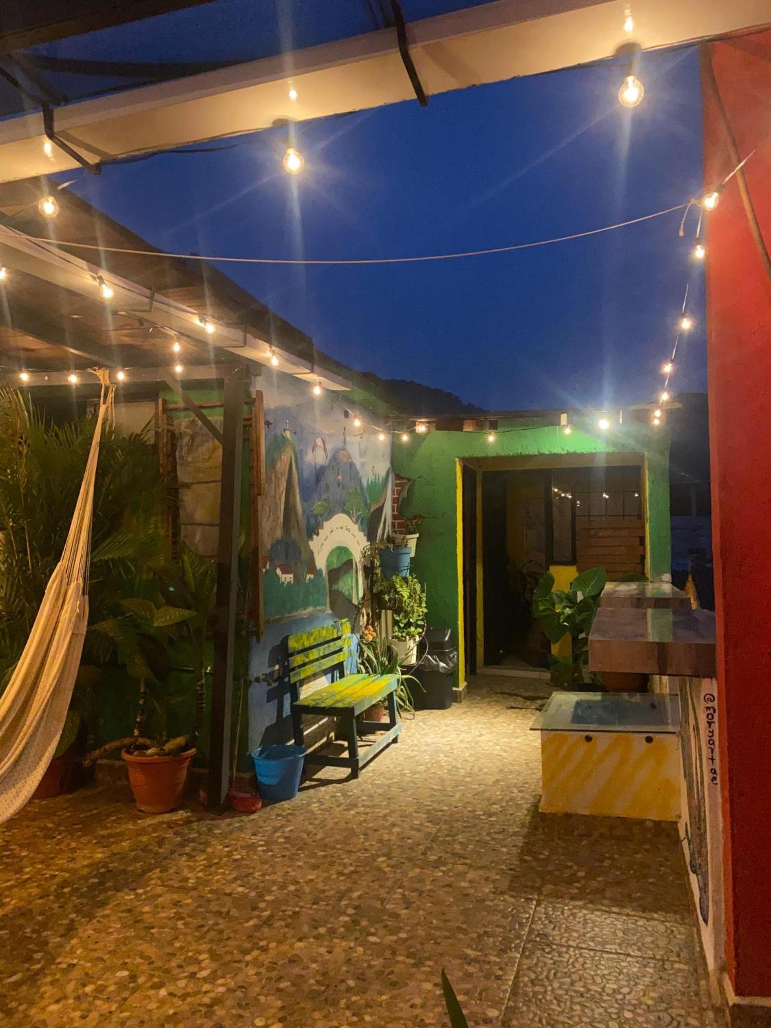Hostal El Alebrije Valle de Bravo Εξωτερικό φωτογραφία